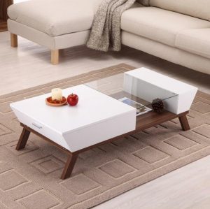 Amanda Center table